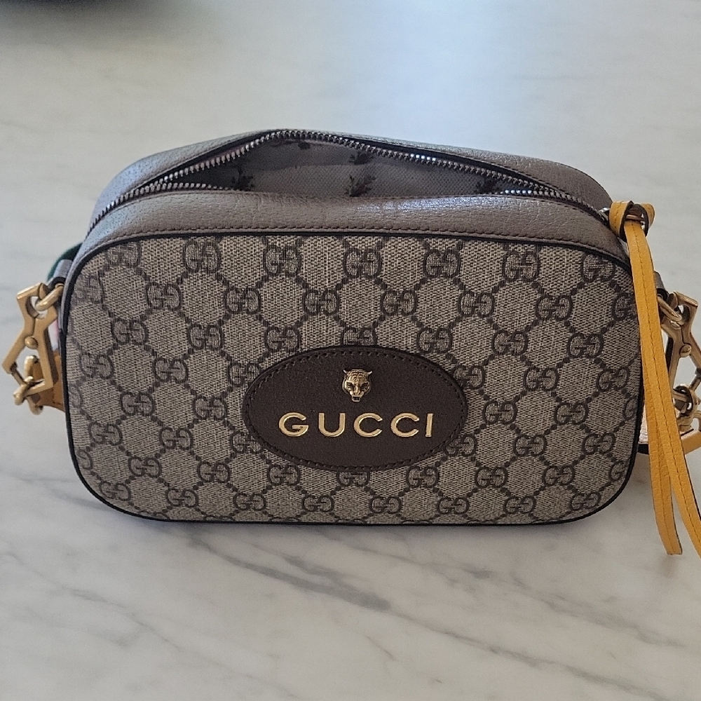 Gucci GG Supreme NEO Women's Crossbody